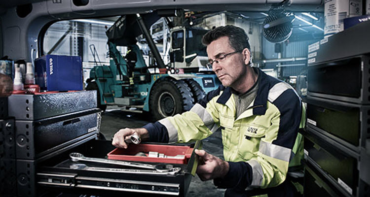 What Kind of Service Does a Generator Need?